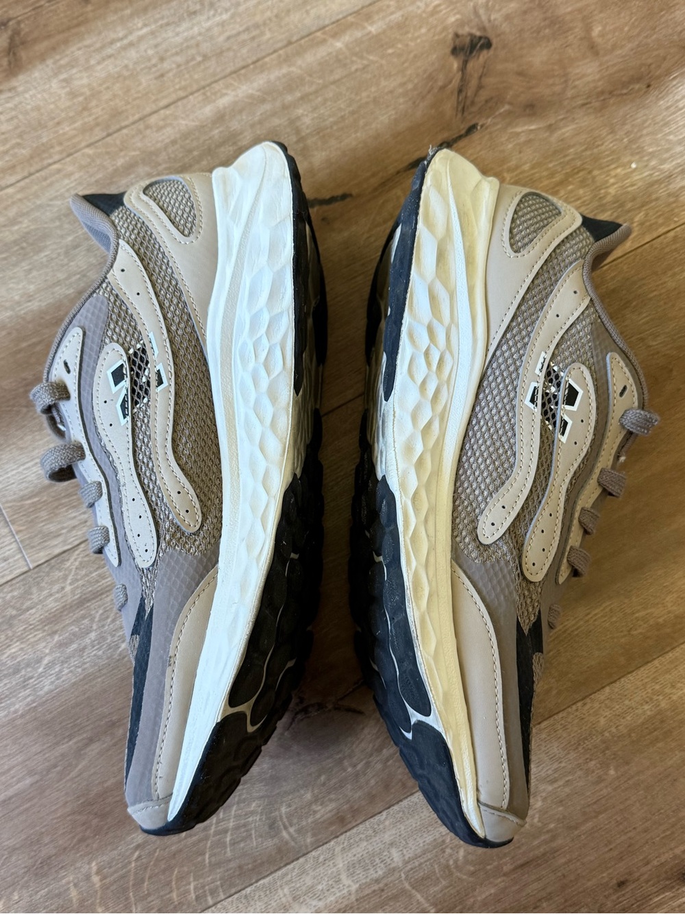 New Balance Fresh Foam Arishi TiraLux v4 Running Shoe - Men's, Taupe, sz 10.5 - Picture 5 of 8
